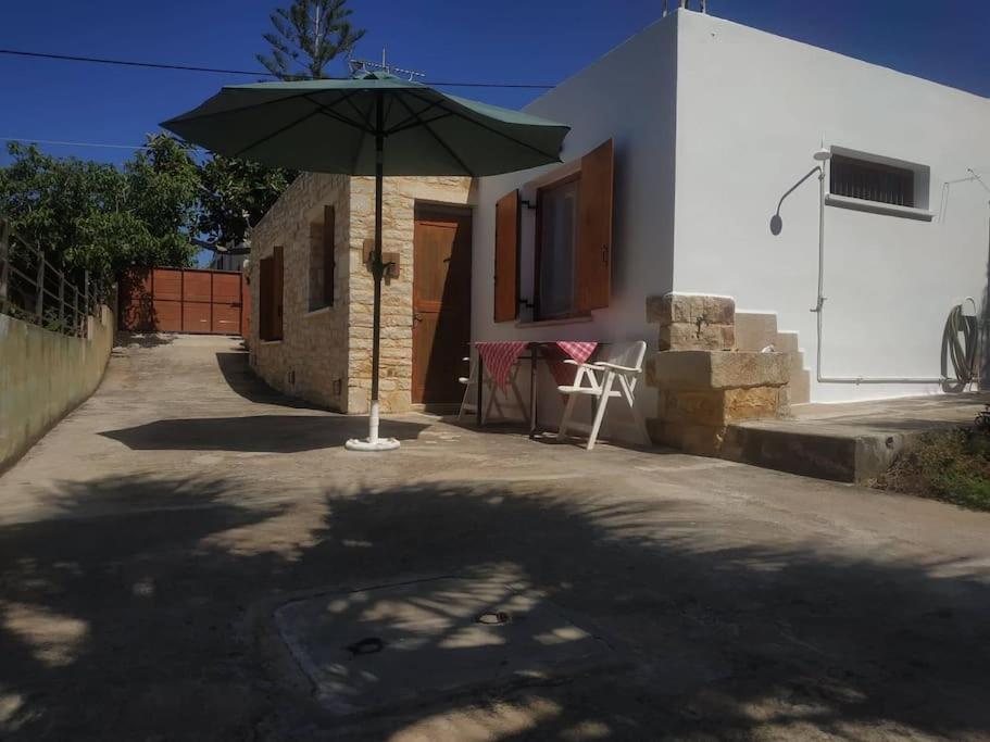 Grandpa's House * Khania